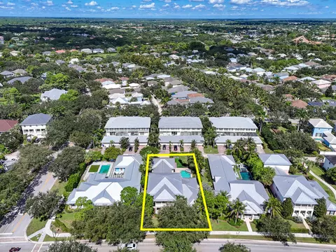 View/Area - 2664 Greenway Dr, Jupiter, FL 33458 photo 2 of 3