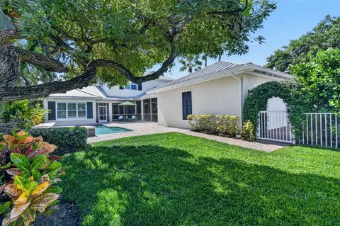 Exterior - 2664 Greenway Dr, Jupiter, FL 33458 photo 14 of 20