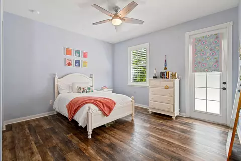 Bedroom - 2664 Greenway Dr, Jupiter, FL 33458 photo 6 of 7