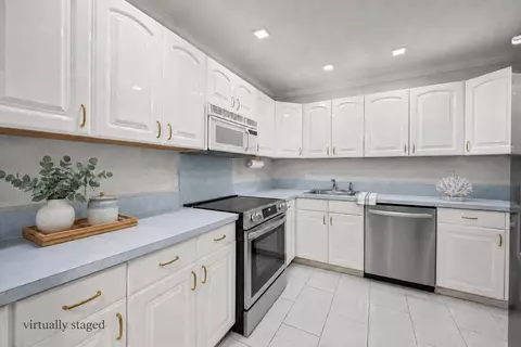22615 SW 66th Ave #208, Boca Raton, FL 33428