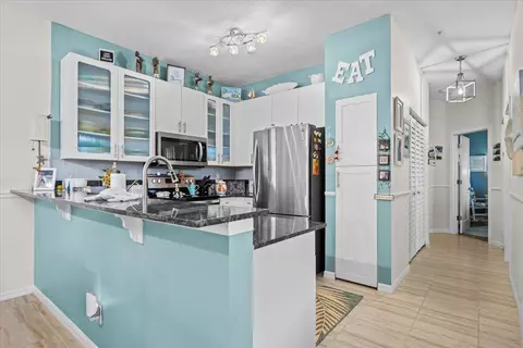 Kitchen - 113 Lighthouse Cir #C, Tequesta, FL 33469 photo 1 of 4
