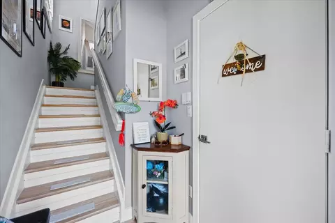 Entry Way - 113 Lighthouse Cir #C, Tequesta, FL 33469 photo 1 of 2