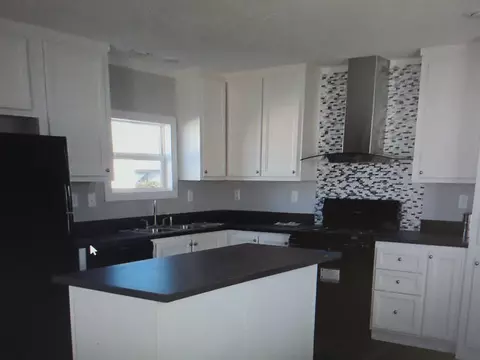 202 Flamingo Ave, Fort Pierce, FL 34982