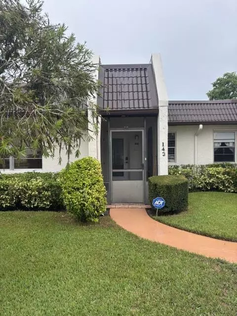 143 S Lake Susan Dr S #143, West Palm Beach, FL 33411
