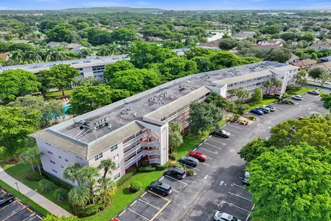 2003 Granada Dr #K3, Coconut Creek, FL 33066