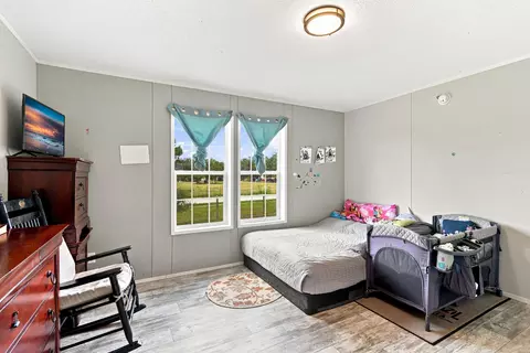 Bedroom - 20967 NW 250th St, Okeechobee, FL 34972 photo 2 of 7