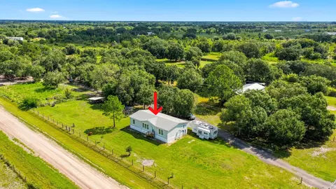 View/Area - 20967 NW 250th St, Okeechobee, FL 34972 photo 8 of 9