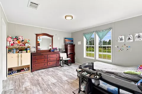 Bedroom - 20967 NW 250th St, Okeechobee, FL 34972 photo 1 of 7