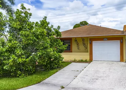 4917 Luqui Ct, West Palm Beach, FL 33415