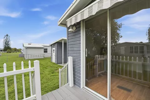 2502 SW Versailles Ter, Stuart, FL 34997 photo 23