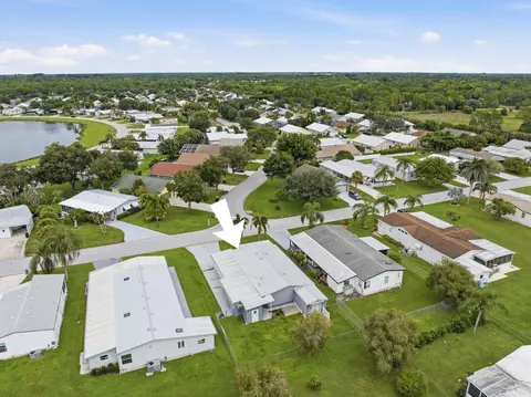 2502 SW Versailles Ter, Stuart, FL 34997 photo 35