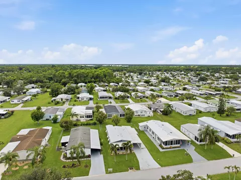 2502 SW Versailles Ter, Stuart, FL 34997 photo 32