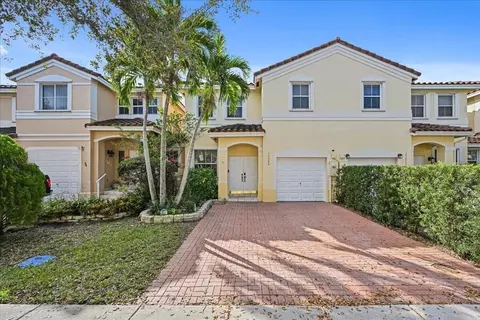 17064 SW 33rd Ct, Miramar, FL 33027