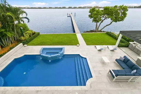 3 Lakeside Palms Ct, Lake Worth Beach, FL 33460