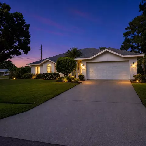 1792 SW Cochran St, Port Saint Lucie, FL 34953
