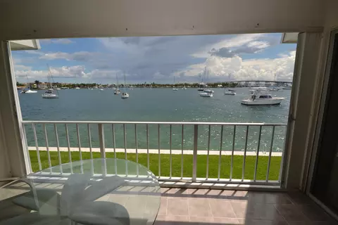 1051 Sugar Sands Blvd #257, Singer Island, FL 33404