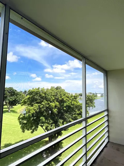 View/Area - 4093 Wolverton E, Boca Raton, FL 33434 photo 1 of 1
