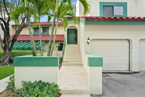13 Lexington Ln E #G, Palm Beach Gardens, FL 33418