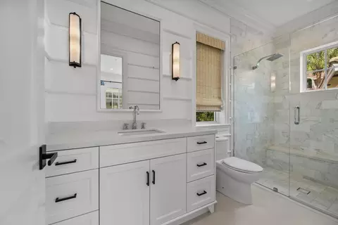 Bath - 104 Lanitee Cir, Jupiter, FL 33458 photo 5 of 5