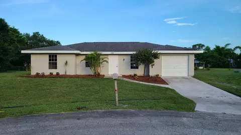 2931 SW Birtle Ct, Port Saint Lucie, FL 34953