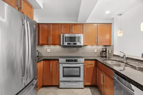 Kitchen - 111 Briny Ave #PH7, Pompano Beach, FL 33062 photo 1 of 4