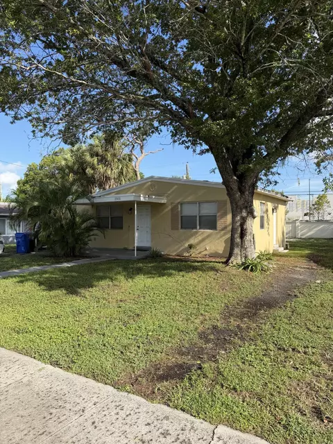 2501 SW 3rd St, Fort Lauderdale, FL 33312