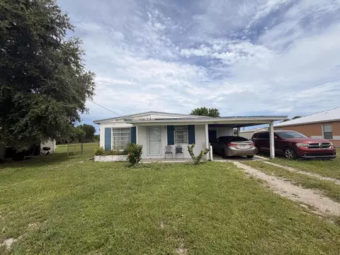 1906 N 16th Ct, Fort Pierce, FL 34950
