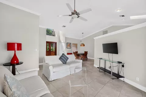 Living - 1920 E Terra Mar Dr, Pompano Beach, FL 33062 photo 3 of 6