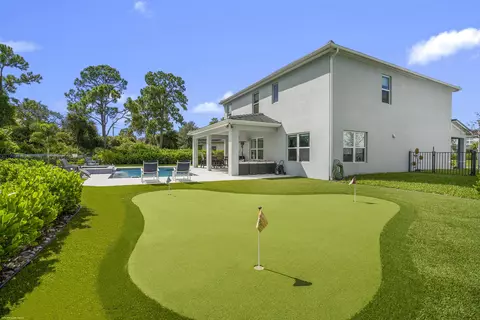 Exterior - 194 SW Pomeroy St, Stuart, FL 34997 photo 2 of 18