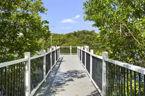 View/Area - 194 SW Pomeroy St, Stuart, FL 34997 photo 8 of 25