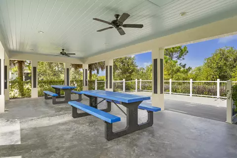 View/Area - 194 SW Pomeroy St, Stuart, FL 34997 photo 18 of 25