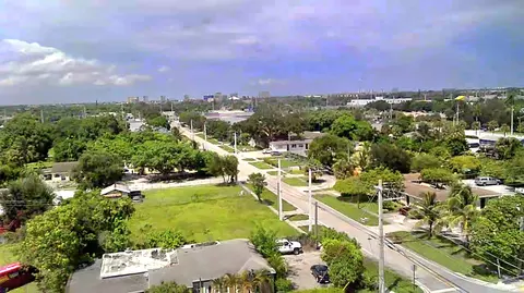 1305 Suwanee Dr, West Palm Beach, FL 33409