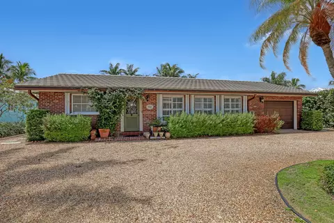 306 Cascade Ln, Palm Beach Shores, FL 33404
