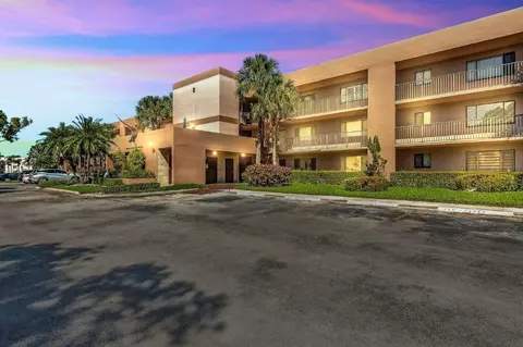 7428 Ashmont Cir #210, Tamarac, FL 33321