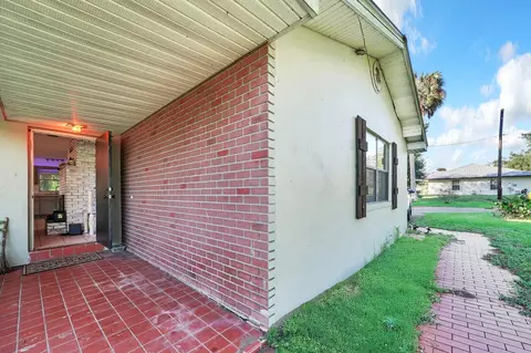 Exterior - 1031 SW 24th Ave, Okeechobee, FL 34974 photo 3 of 3
