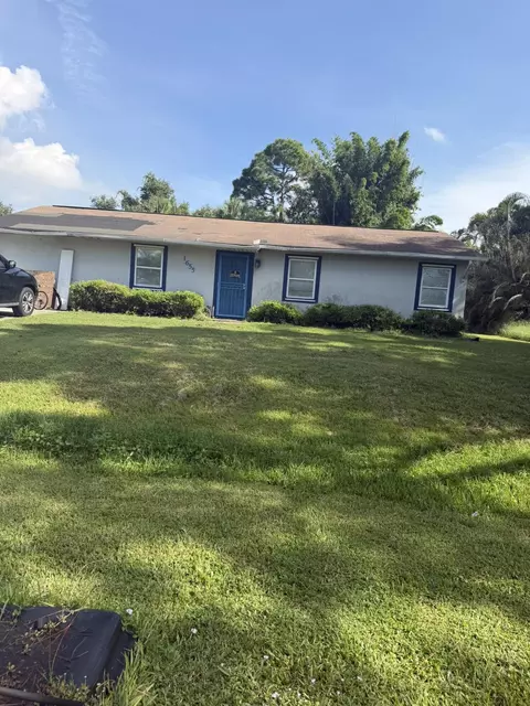 1655 SW Escobar Ln, Port Saint Lucie, FL 34953