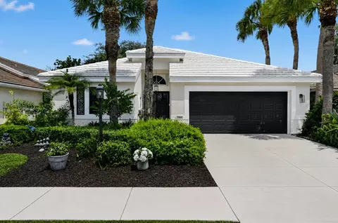 2865 N Clearbrook Cir N, Delray Beach, FL 33445