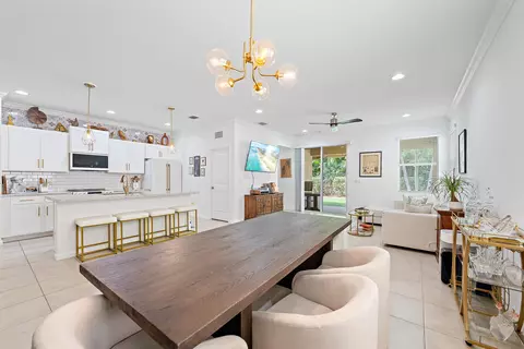 4017 Tomoka Dr, Lake Worth, FL 33462