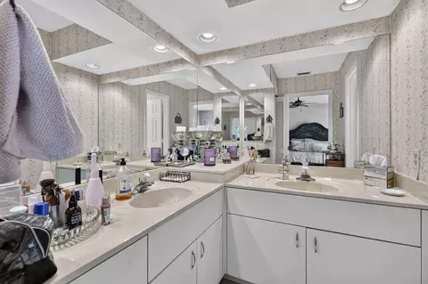 Bath - 1401 Ocean Dunes Cir, Jupiter, FL 33477 photo 5 of 8