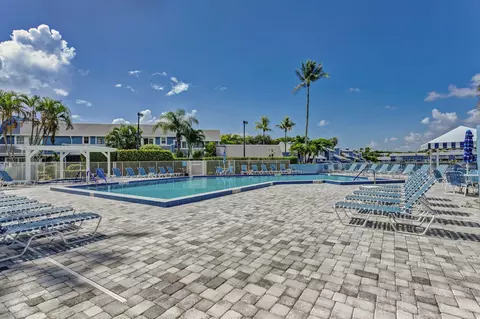 Exterior - 1401 Ocean Dunes Cir, Jupiter, FL 33477 photo 17 of 20