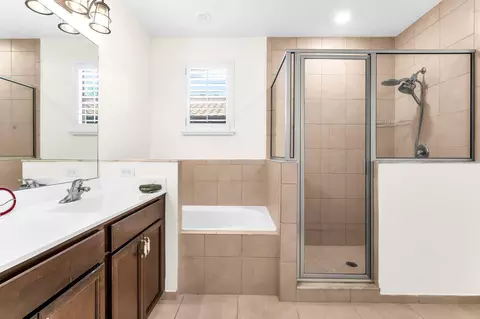 Bath - 12822 Anthorne Ln, Boynton Beach, FL 33436 photo 4 of 5