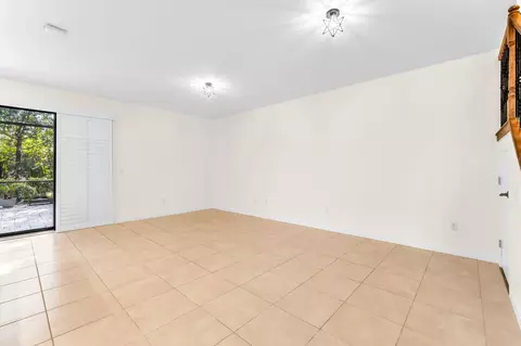 Living - 12822 Anthorne Ln, Boynton Beach, FL 33436 photo 2 of 5
