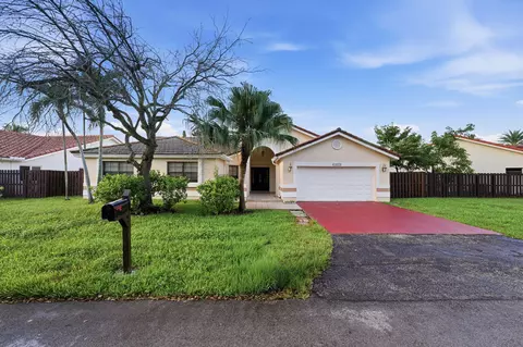 14971 SW 46th Ter, Miami, FL 33185