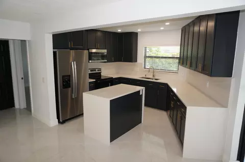 1513 39th St, West Palm Beach, FL 33407