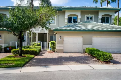 7927 Exeter Blvd E, Tamarac, FL 33321