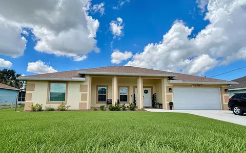 4365 SW Jarmer Rd, Port Saint Lucie, FL 34953