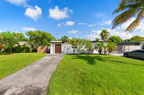 5581 Calico Rd, West Palm Beach, FL 33415