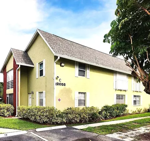 12052 Alternate A1a #C8, Palm Beach Gardens, FL 33410