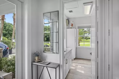 Entry Way - 4786 Ridgewood Rd E, Boynton Beach, FL 33436 photo 6 of 14