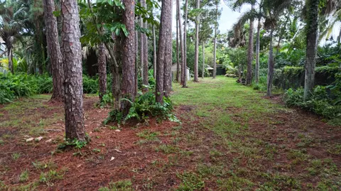 Exterior - 4786 Ridgewood Rd E, Boynton Beach, FL 33436 photo 4 of 10